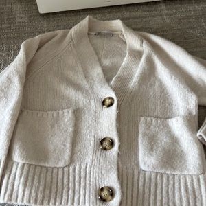 Wool blend soft creamy white sweater